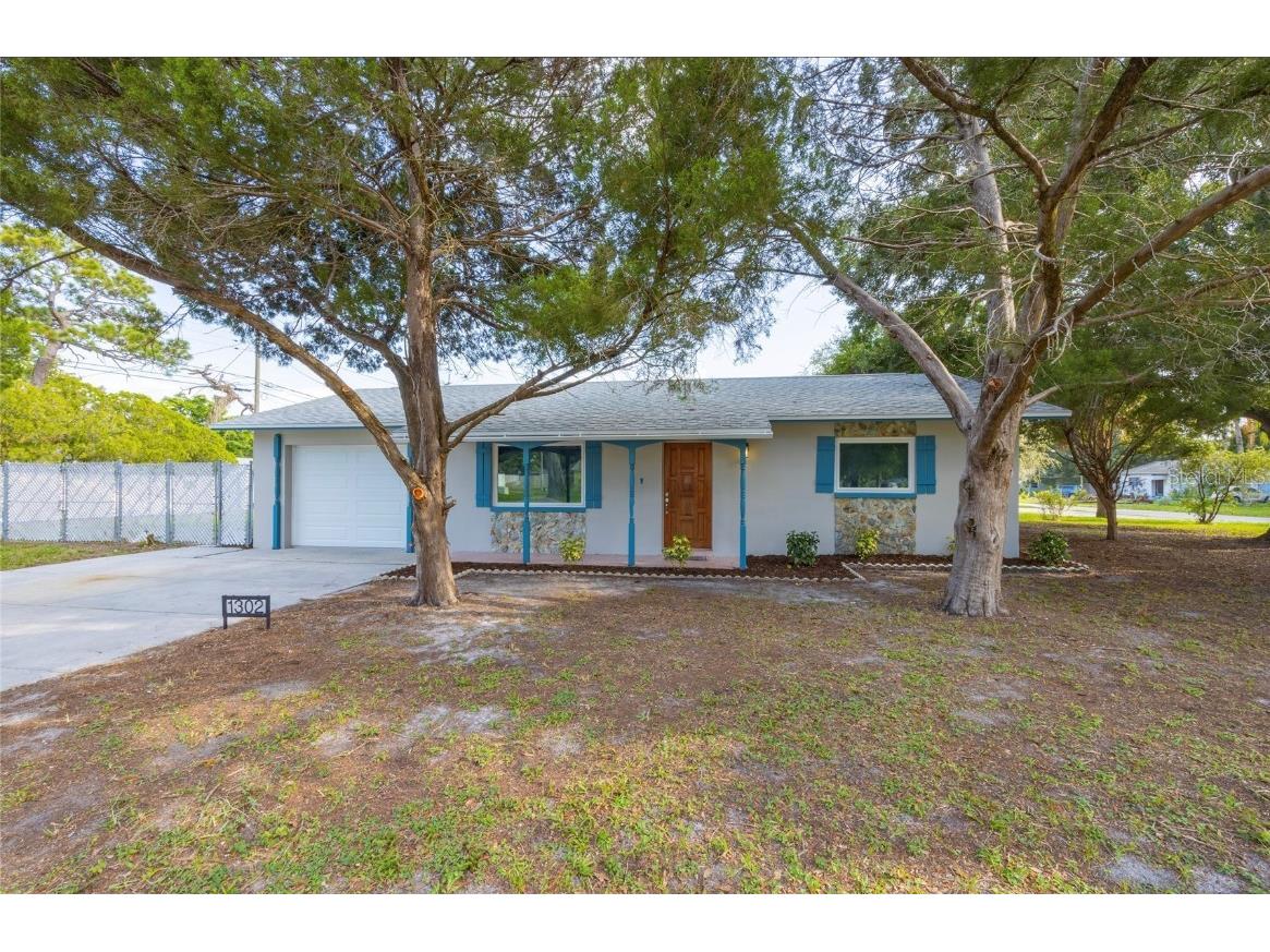 1302 60th St S Gulfport FL 33707 U8211482 image1