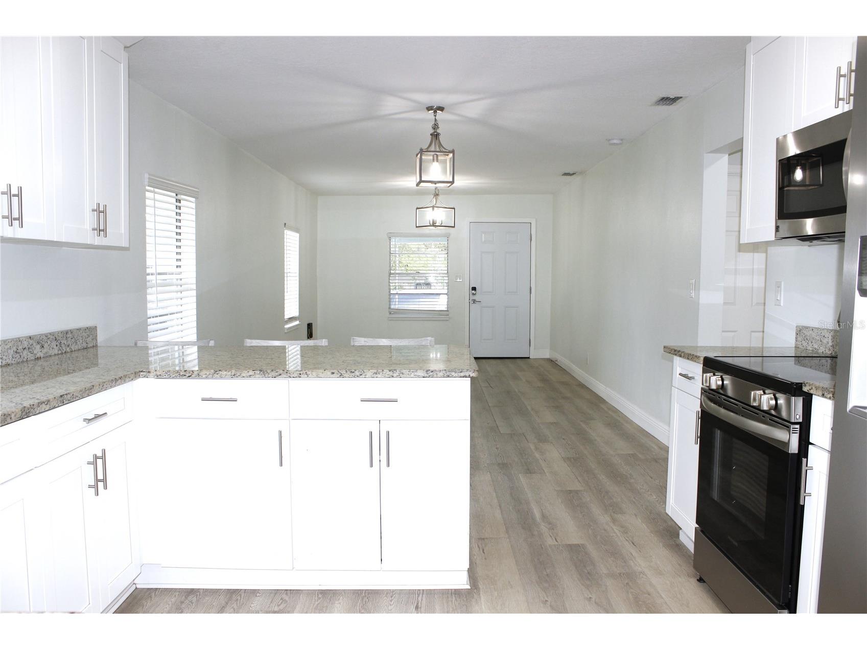 1302 E 33rd Avenue Tampa FL 33603 TB8494917 image11