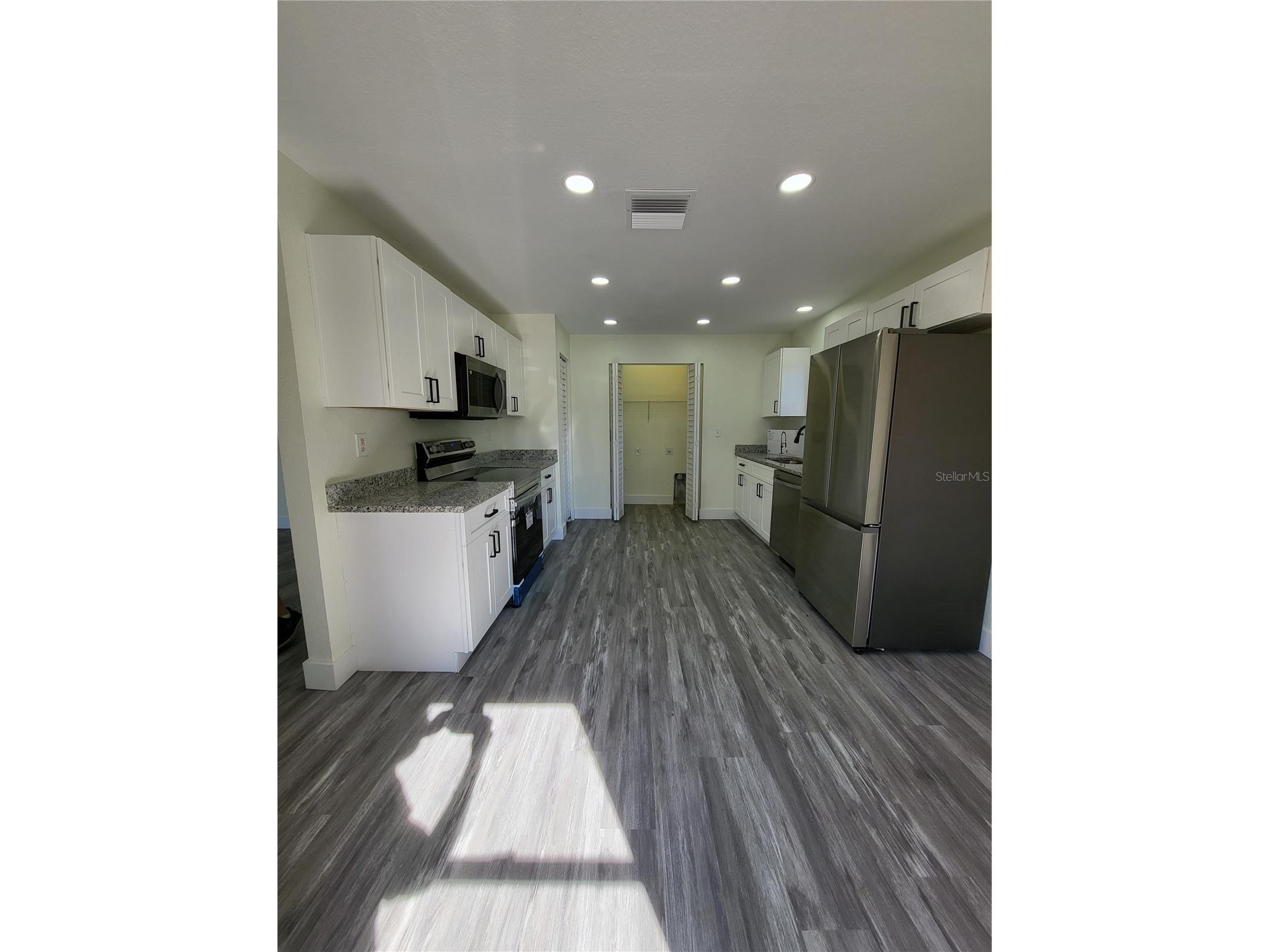 1302 E Annie Street Tampa FL 33612 TB8327826 image7