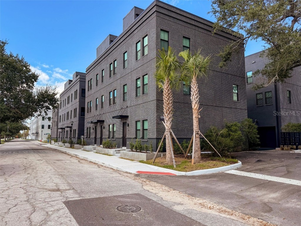 1302 E Kay Street #1 Tampa FL 33602 TB8449389 image44