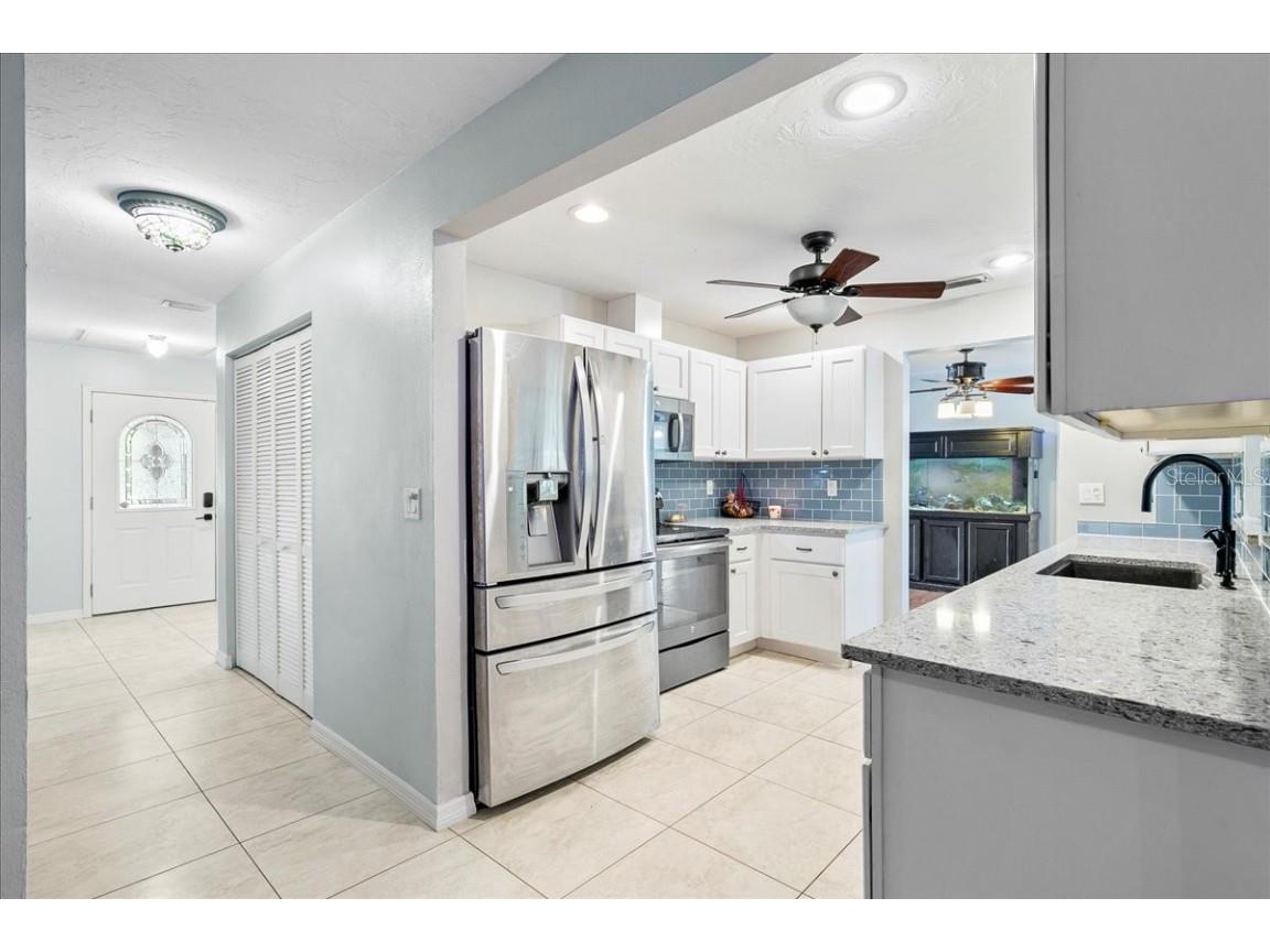 1302 Georgetowne Circle Sarasota FL 34232 O6320223 image10