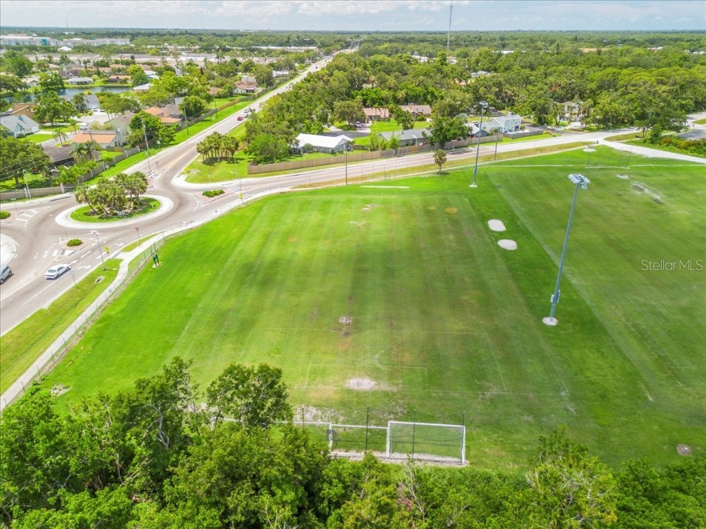 1302 Georgetowne Circle Sarasota FL 34232 O6320223 image29