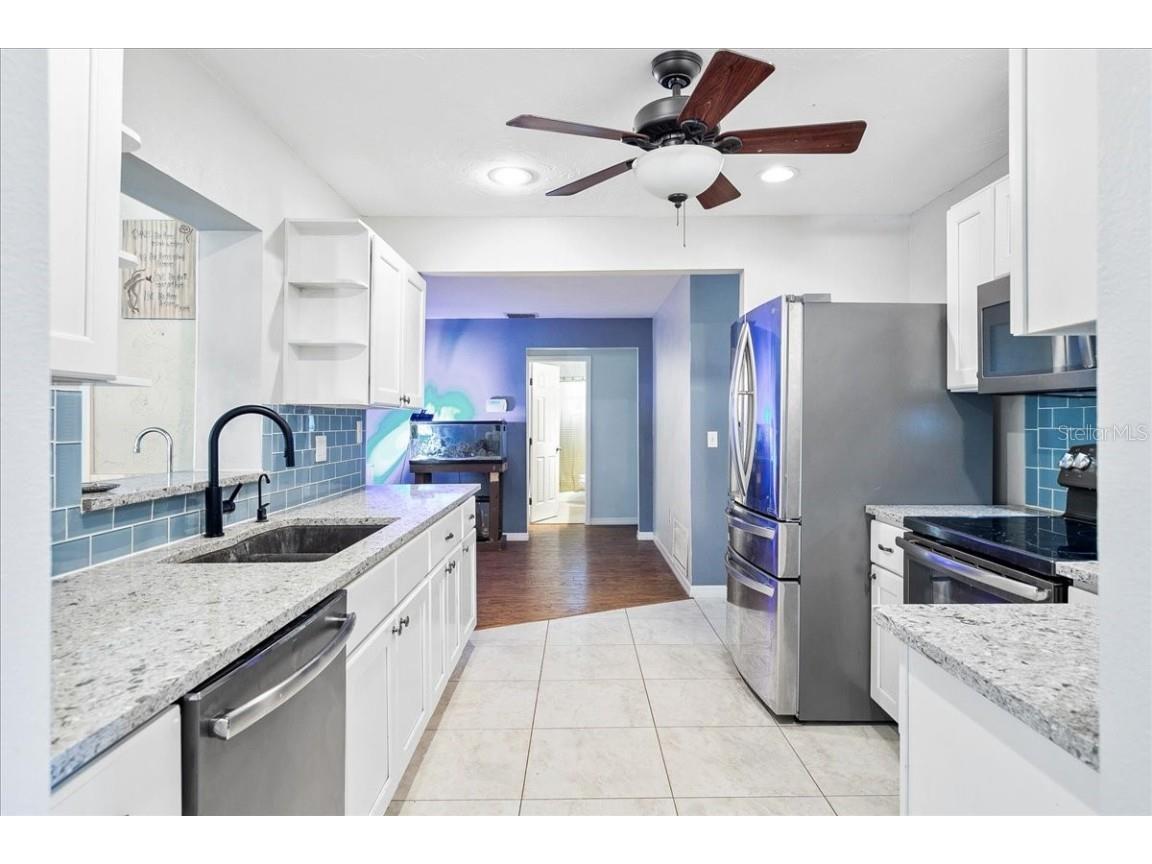 1302 Georgetowne Circle Sarasota FL 34232 O6320223 image8