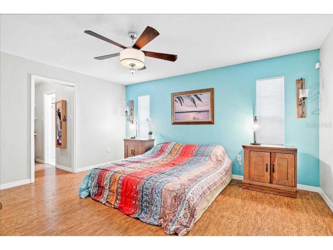 1302 Georgetowne Circle Sarasota FL 34232 O6346510 image14