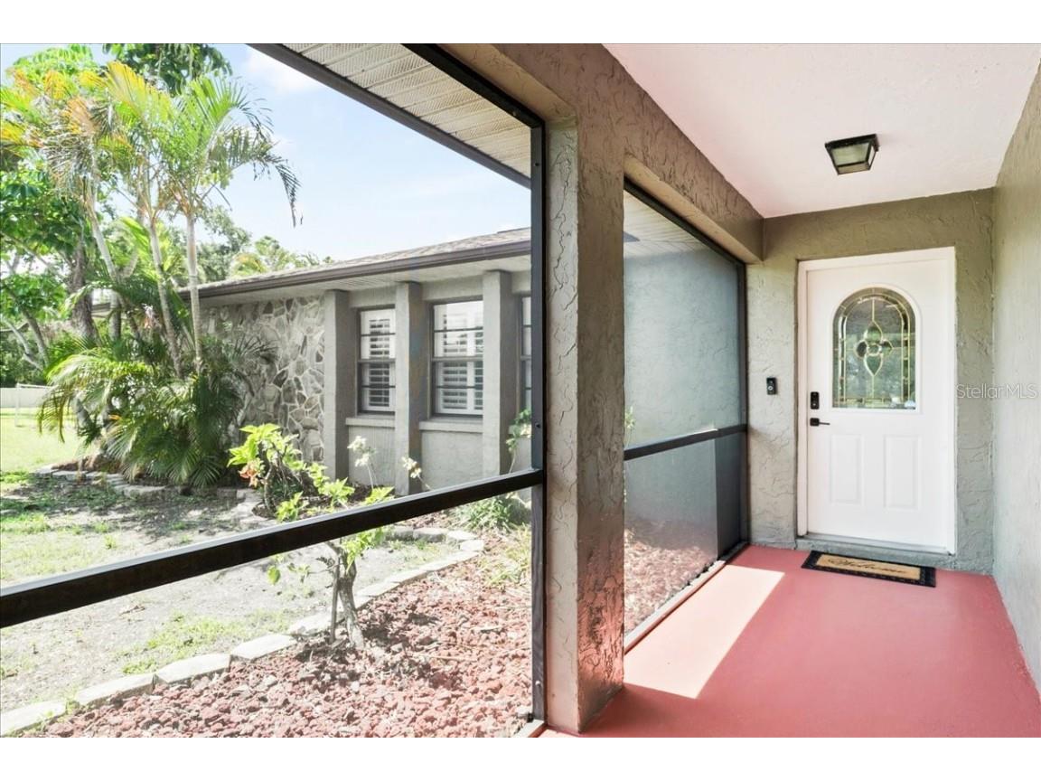 1302 Georgetowne Circle Sarasota FL 34232 O6346510 image3