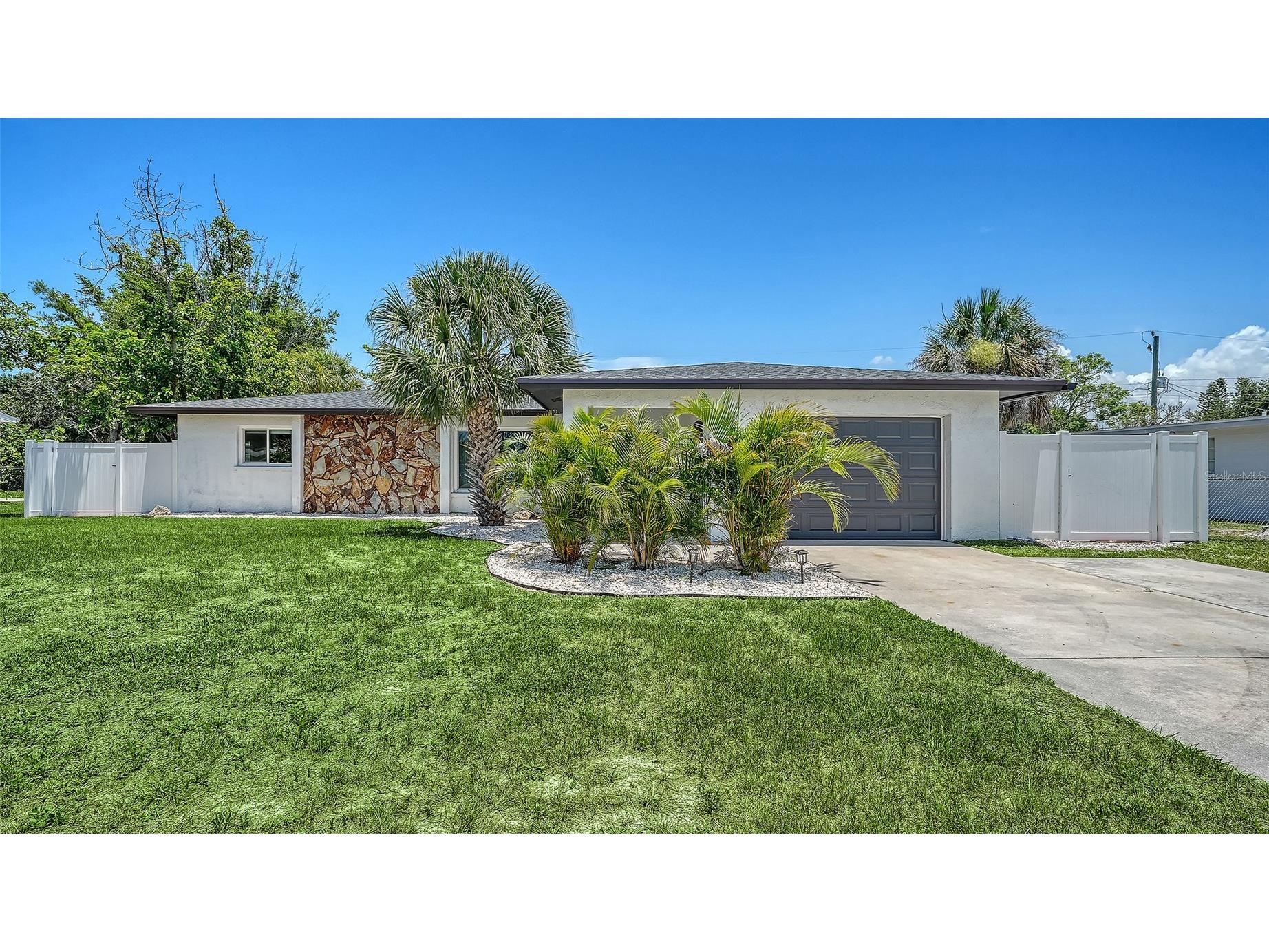 1302 Mango Avenue Venice FL 34285 A4697945 image4