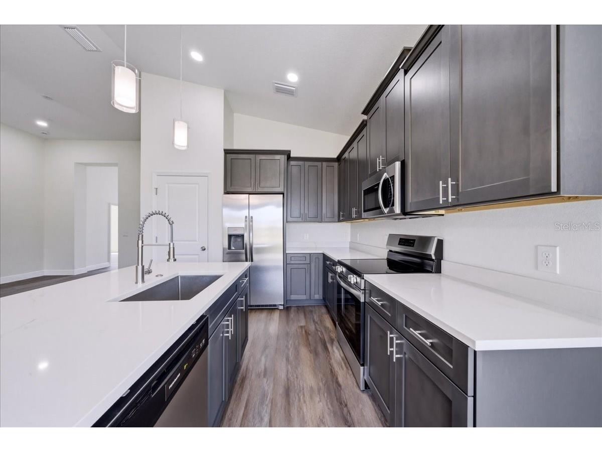 1302 Moselle Avenue Orlando FL 32807 O6393827 image12