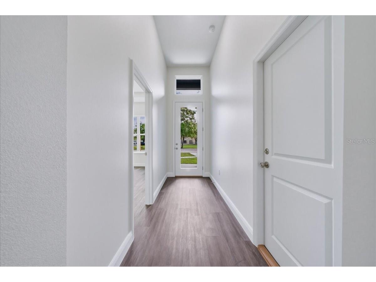 1302 Moselle Avenue Orlando FL 32807 O6393827 image3