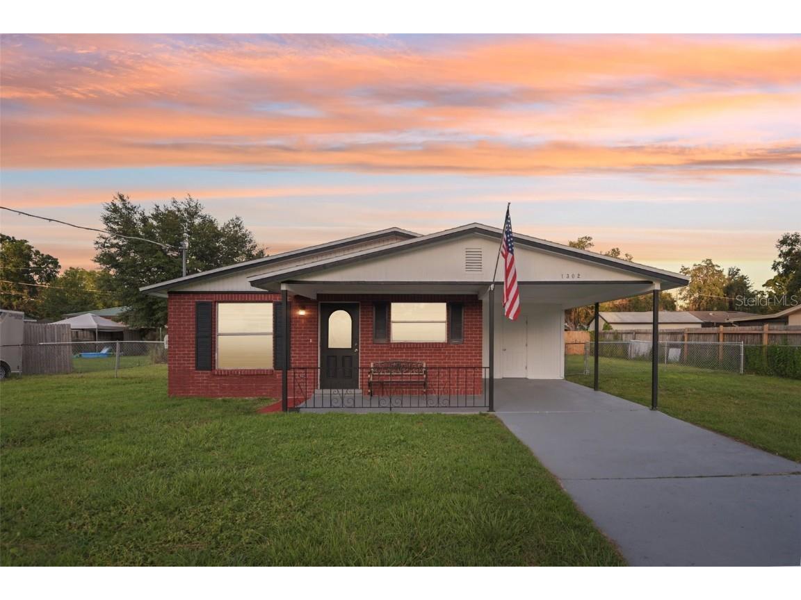 1302 N Bracewell Drive Plant City FL 33563 TB8406484 image1