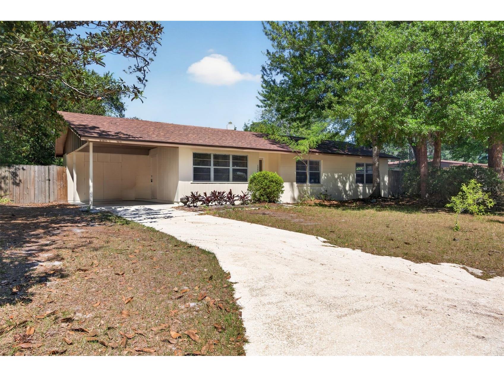 1302 NE 14th Terrace Gainesville FL 32601 GC539976 image3