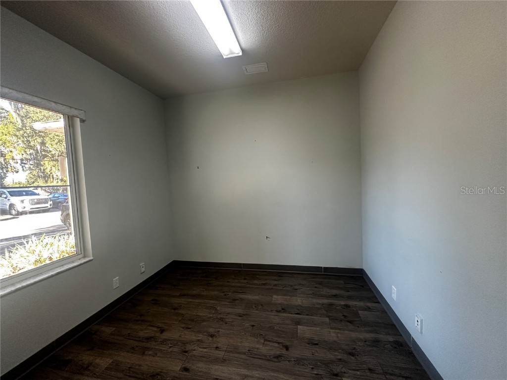 1302 SE 25th Loop #102 Ocala FL 34471 OM712856 image5