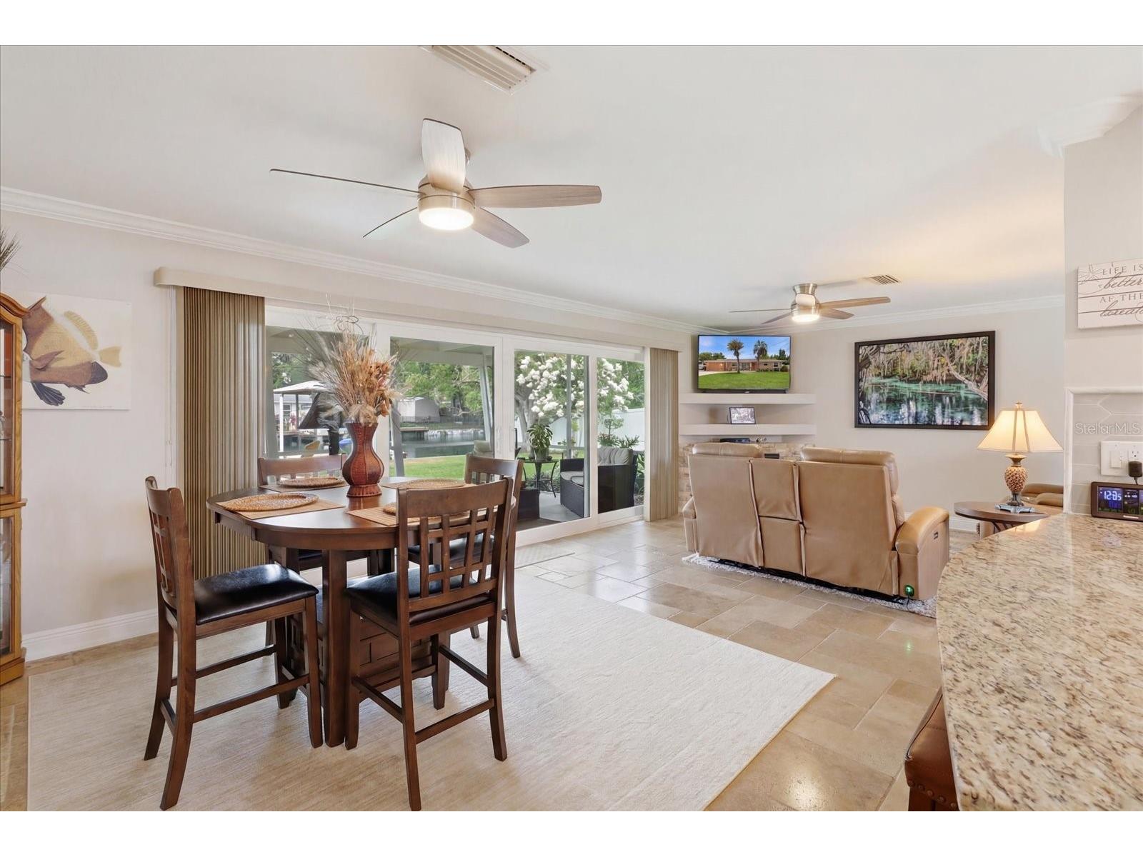 1302 SE Paradise Avenue Crystal River FL 34429 OM726711 image12