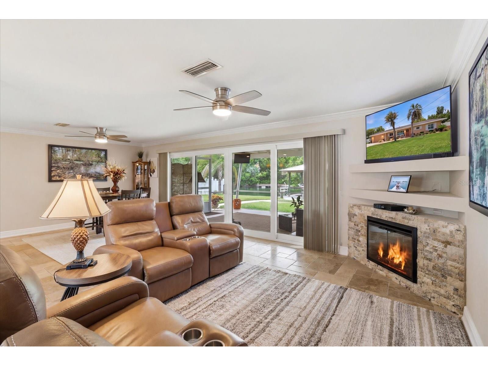 1302 SE Paradise Avenue Crystal River FL 34429 OM726711 image7