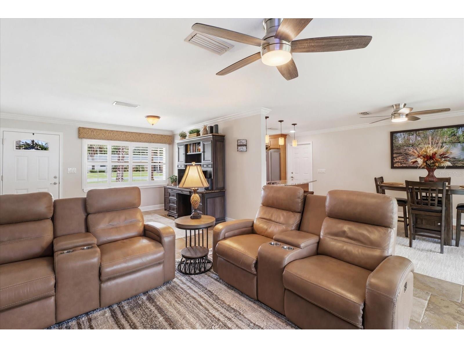 1302 SE Paradise Avenue Crystal River FL 34429 OM726711 image9
