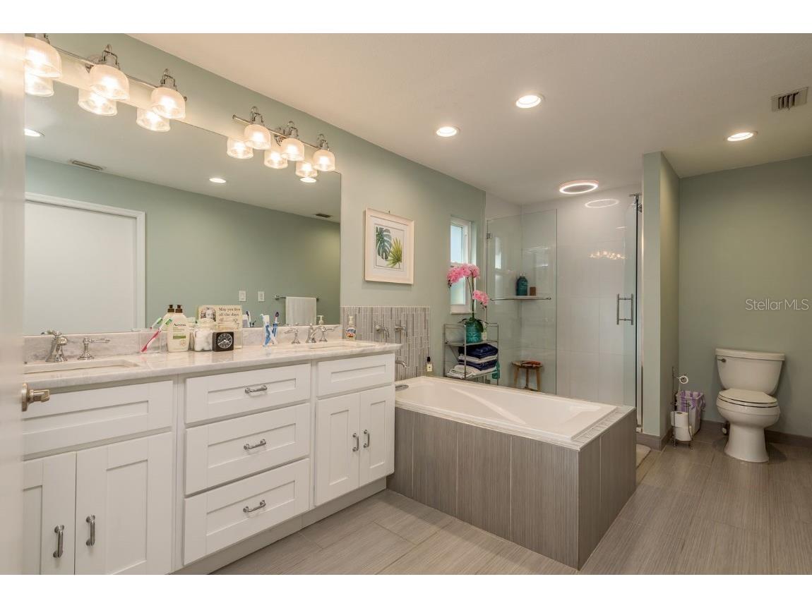 1302 Sutton Place Drive Palm Harbor FL 34683 TB8449003 image26