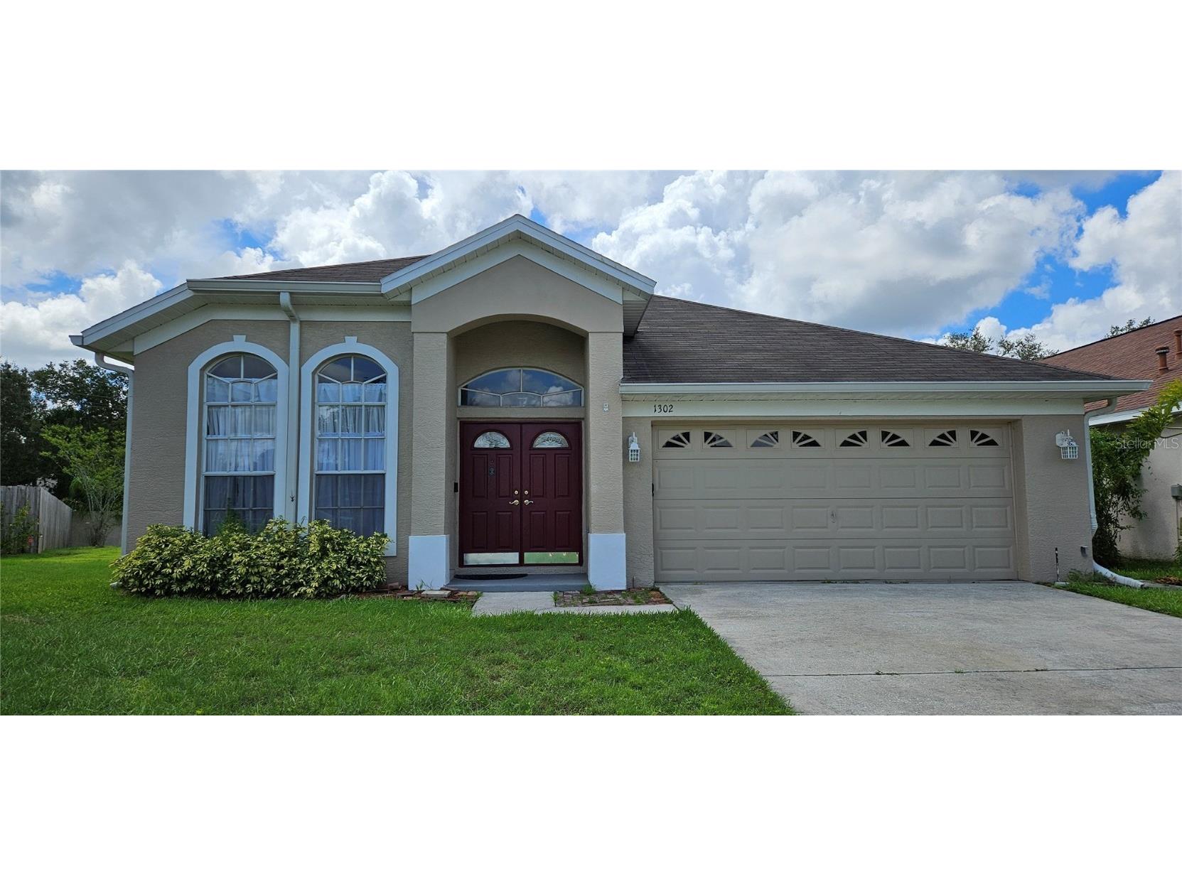 1302 Vinetree Drive Brandon FL 33510 - LAKE MANGO T3537545 image1