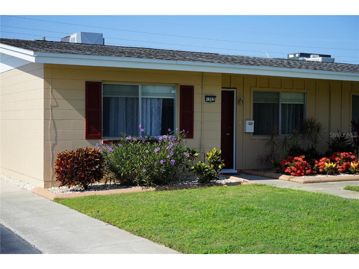 1302 Warwick Court #24 Sun City Center FL 33573 T3456502 image1