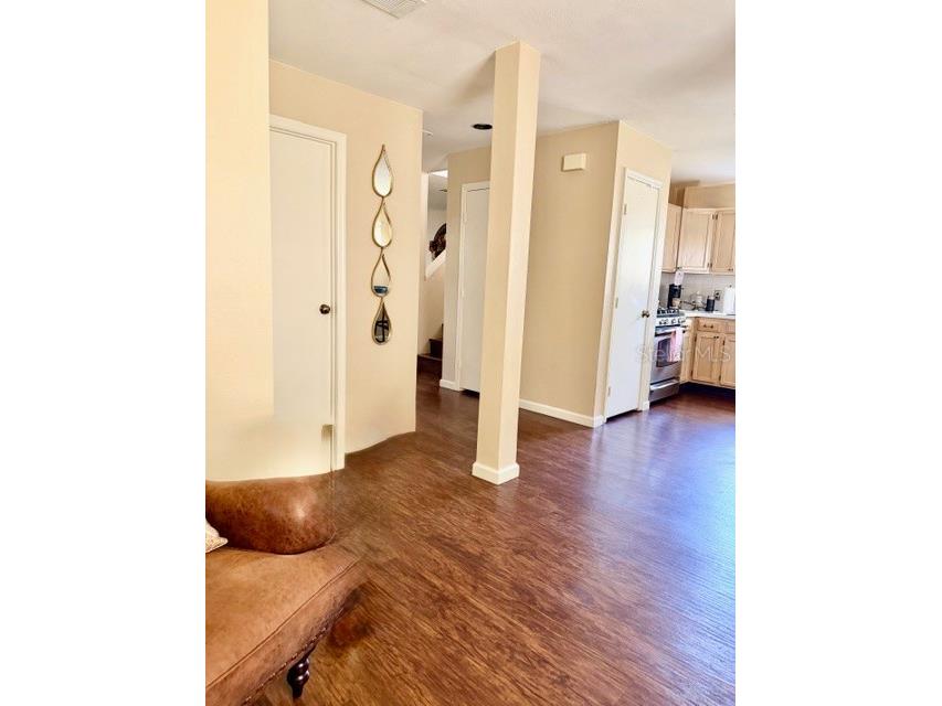 13020 Lorna Place Tampa FL 33618 TB8464654 image7