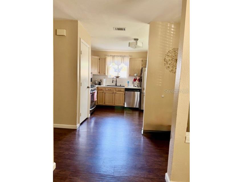 13020 Lorna Place Tampa FL 33618 TB8464654 image8