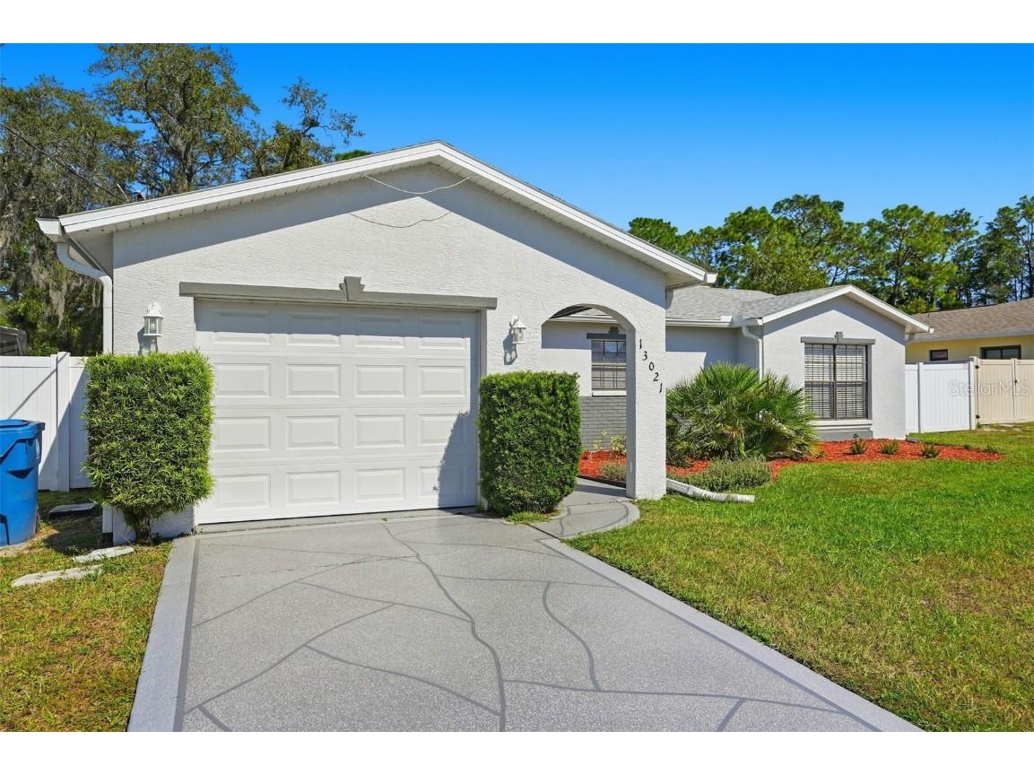 13021 Drysdale Street Spring Hill FL 34609 W7880207 image1