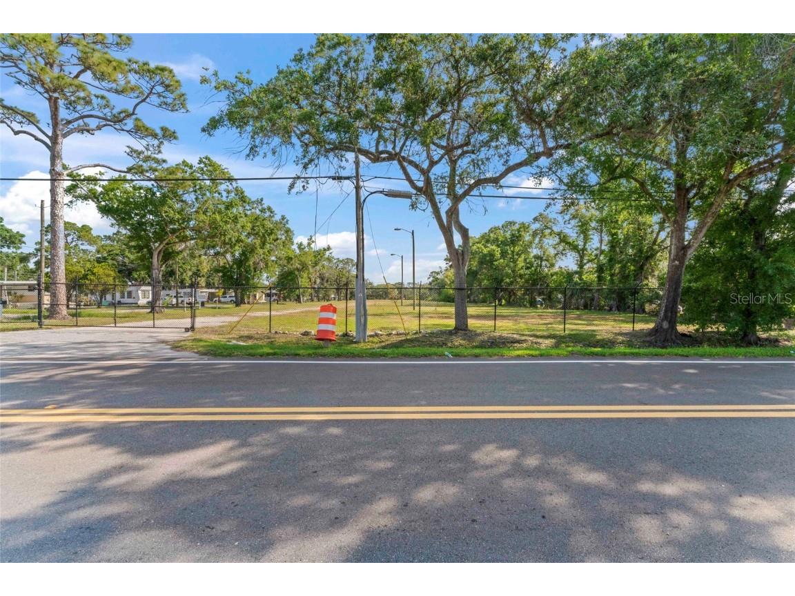 13025 Memorial Highway Tampa FL 33635 - DOUBLE BRANCH TB8384787 image2