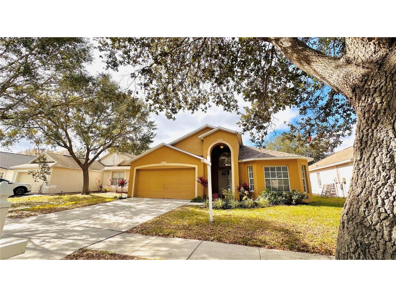 13027 Bridleford Drive Gibsonton FL 33534 A4597746 image1