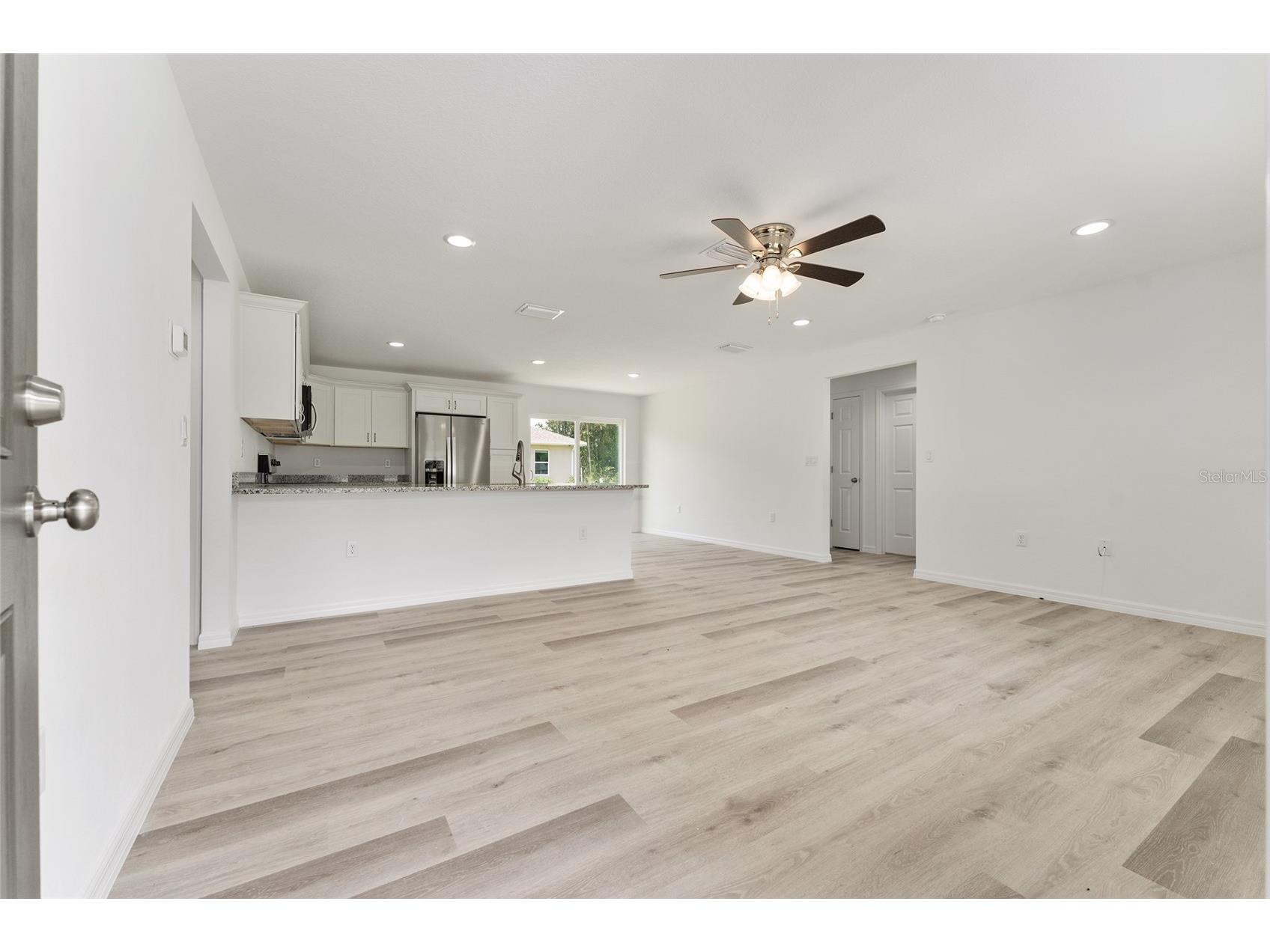 13027 NE 5th Place Silver Springs FL 34488 OM716273 image13