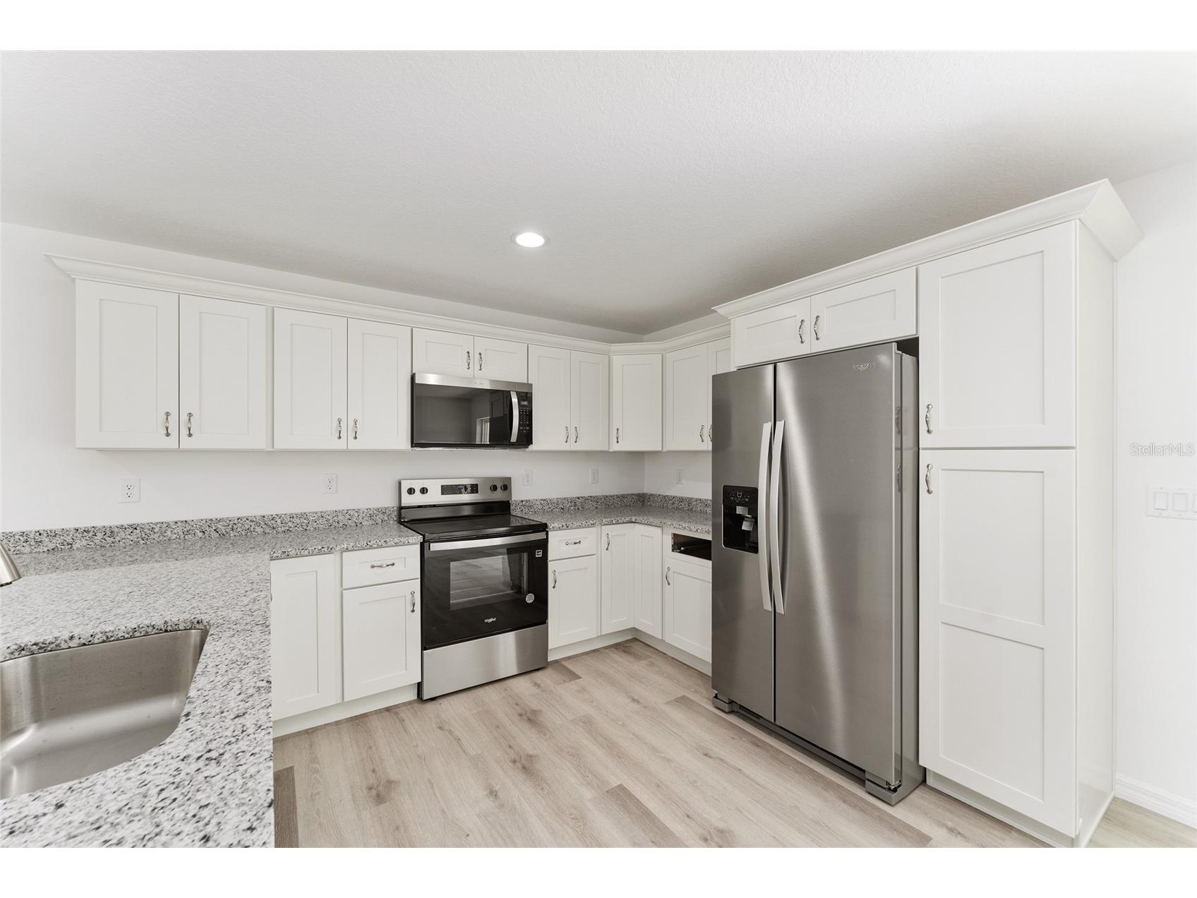 13027 NE 5th Place Silver Springs FL 34488 OM716273 image17