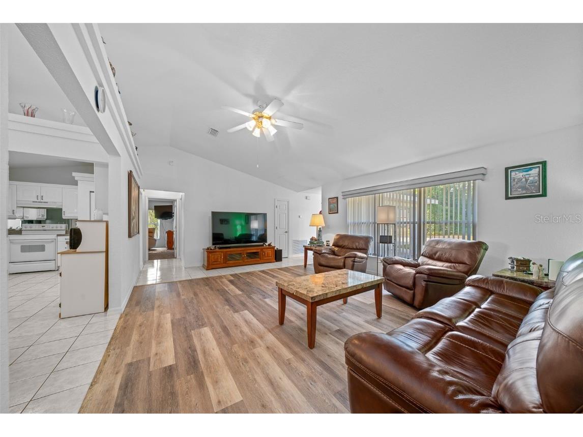 13027 NE 7th Loop Silver Springs FL 34488 - LAKE WALDENA OM679956 image10