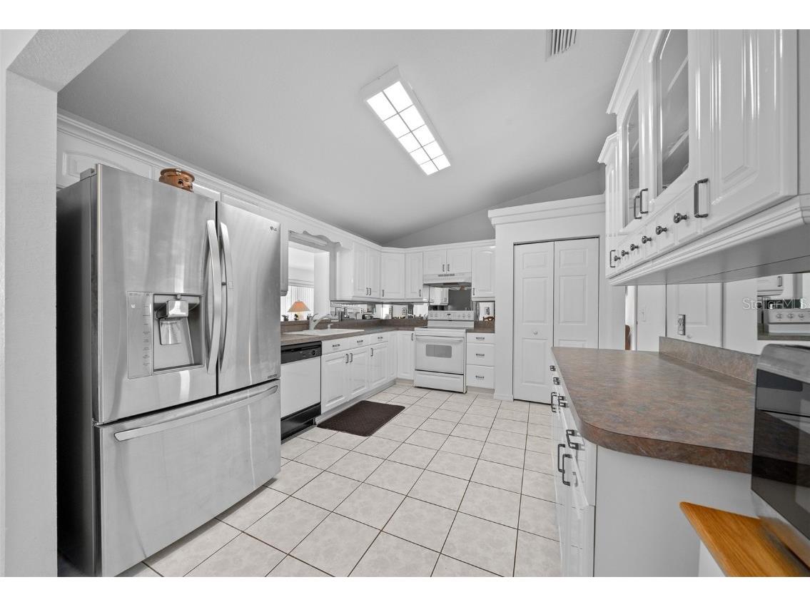 13027 NE 7th Loop Silver Springs FL 34488 - LAKE WALDENA OM679956 image25