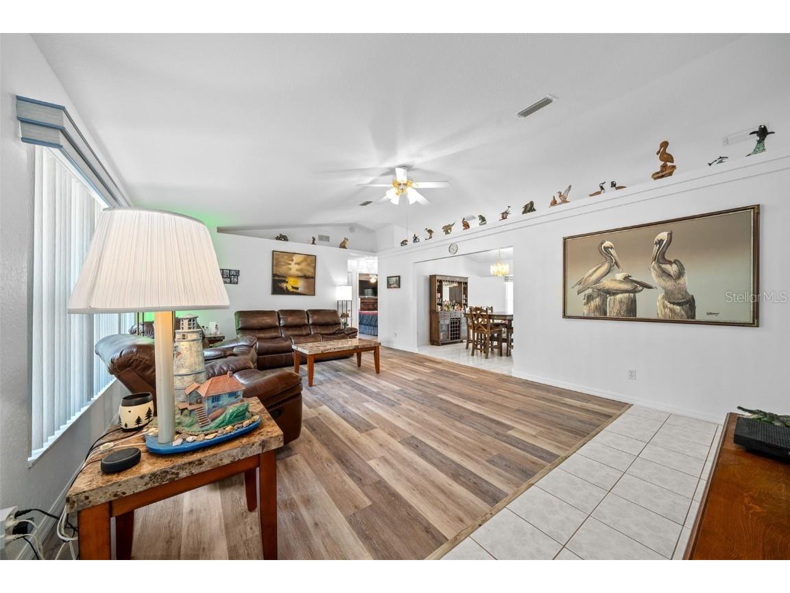 13027 NE 7th Loop Silver Springs FL 34488 - LAKE WALDENA OM679956 image7