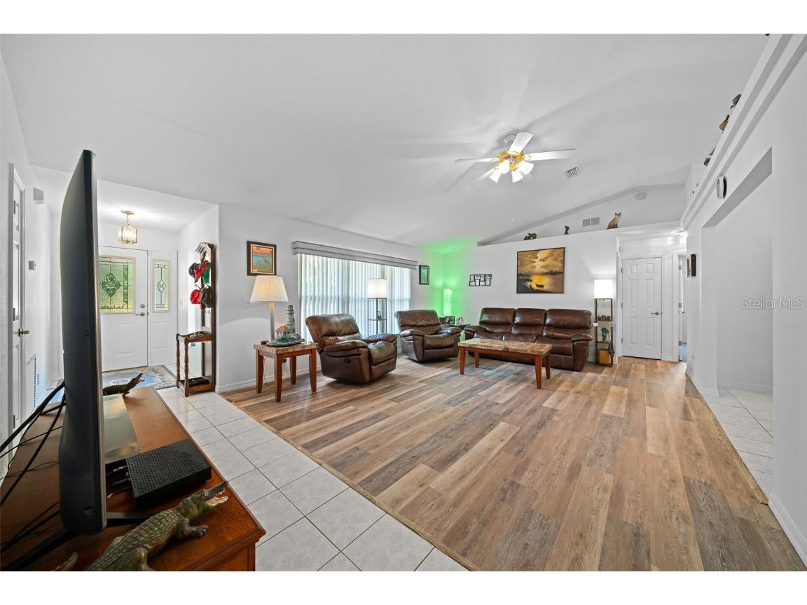 13027 NE 7th Loop Silver Springs FL 34488 - LAKE WALDENA OM679956 image8