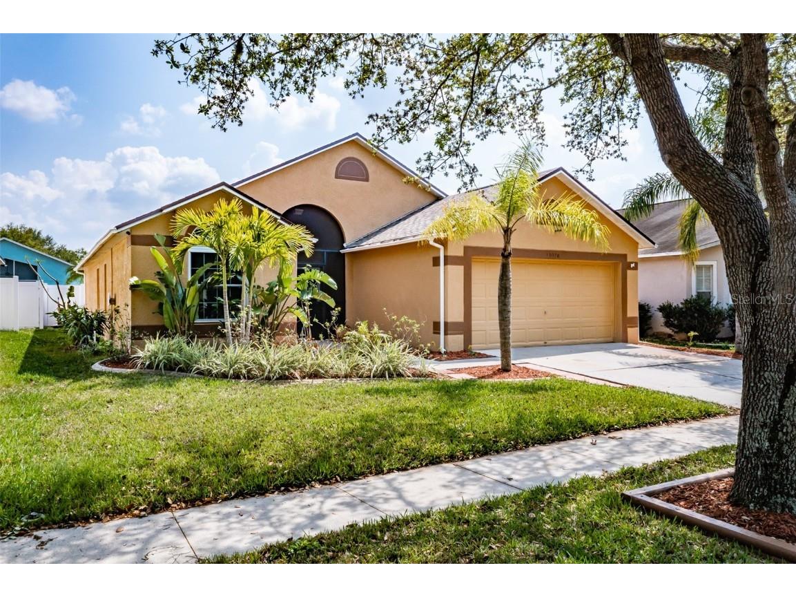 13028 Bridleford Drive Gibsonton FL 33534 T3433272 image1