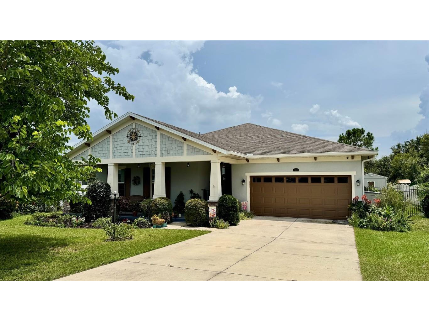13028 Yale Bluff Drive Grand Island FL 32735 G5099944 image1