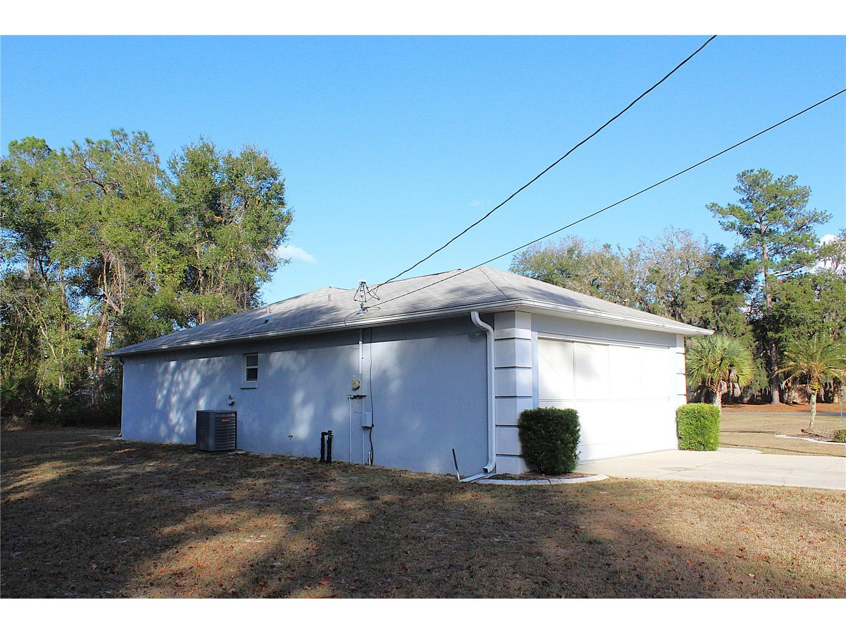 13029 NE 6th Place Silver Springs FL 34488 OM716104 image8