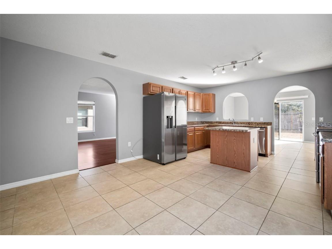 1303 Alhambra Crest Drive Ruskin FL 33570 TB8443826 image10