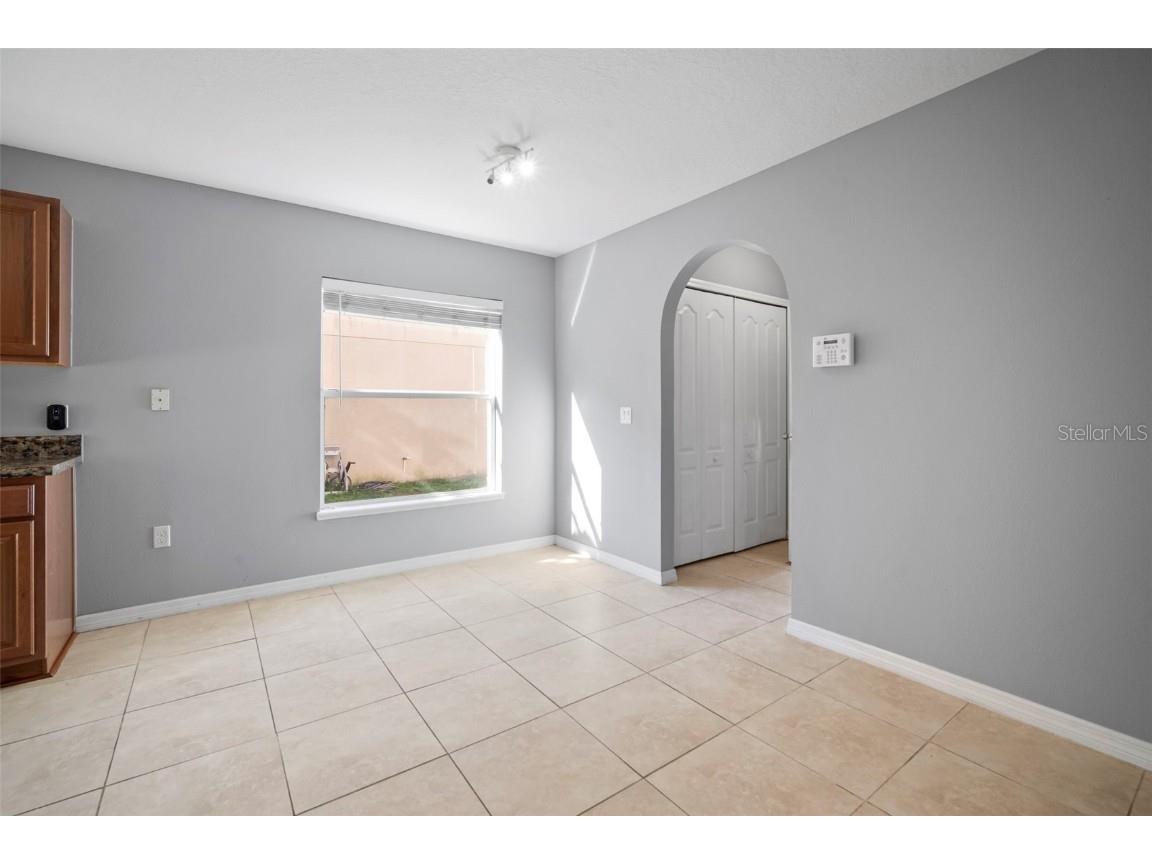 1303 Alhambra Crest Drive Ruskin FL 33570 TB8443826 image12