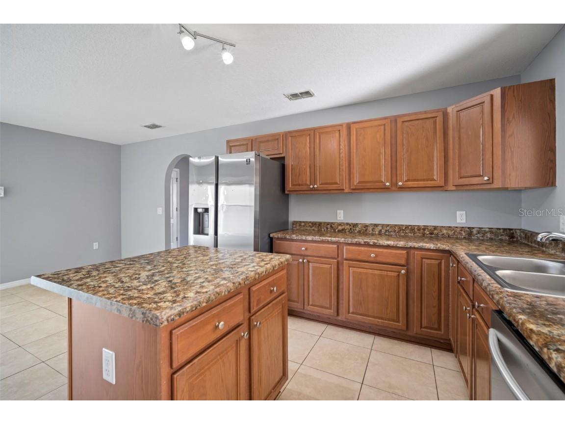 1303 Alhambra Crest Drive Ruskin FL 33570 TB8443826 image18