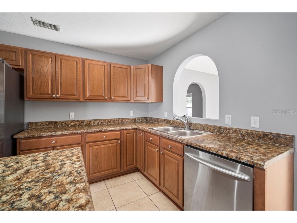 1303 Alhambra Crest Drive Ruskin FL 33570 TB8443826 image19