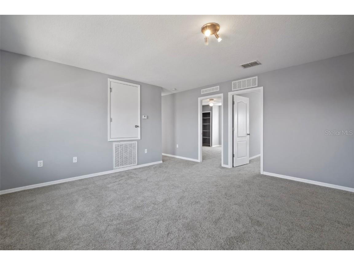 1303 Alhambra Crest Drive Ruskin FL 33570 TB8443826 image32