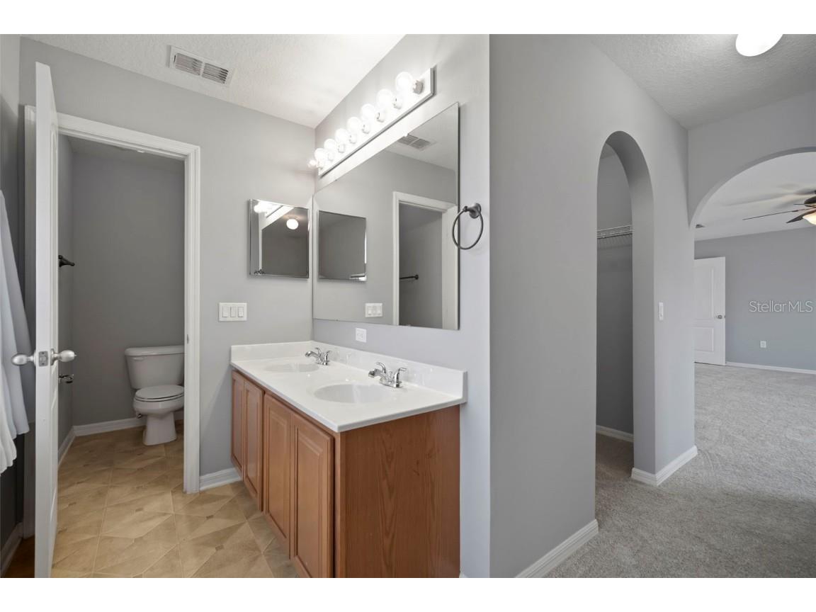 1303 Alhambra Crest Drive Ruskin FL 33570 TB8443826 image44