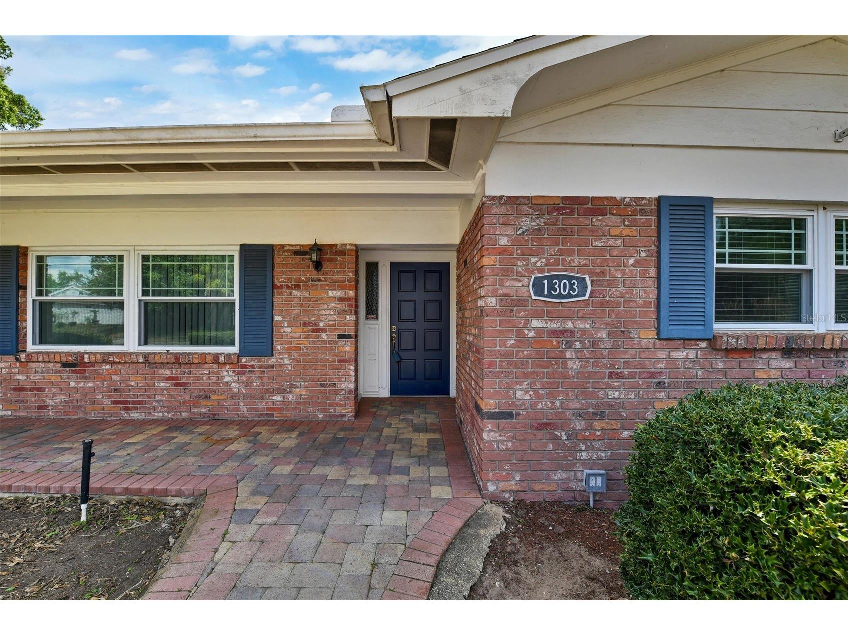 1303 Brantwood Drive Valrico FL 33594 A4685473 image1