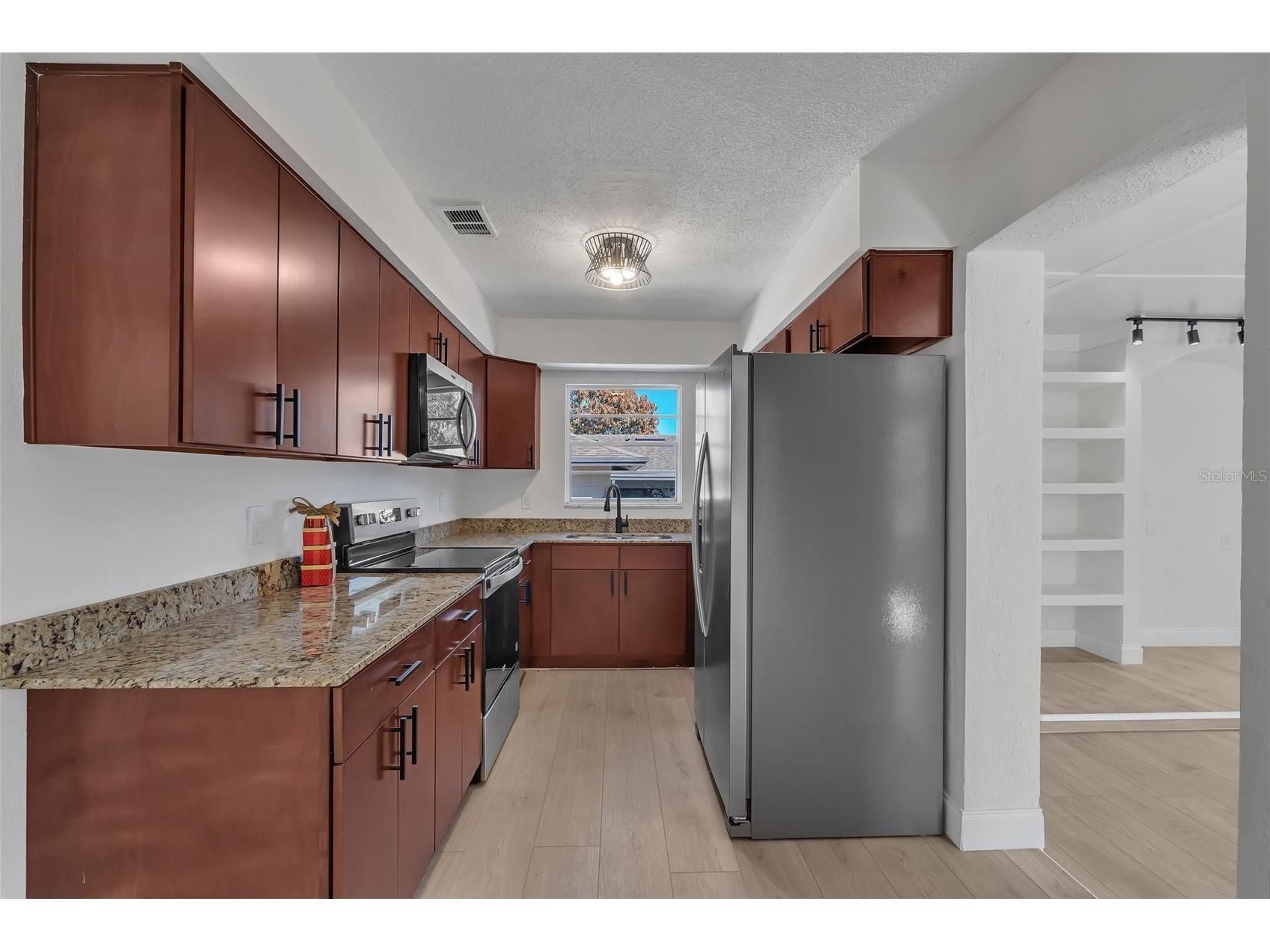 1303 Charles Street Orlando FL 32808 OM718583 image10