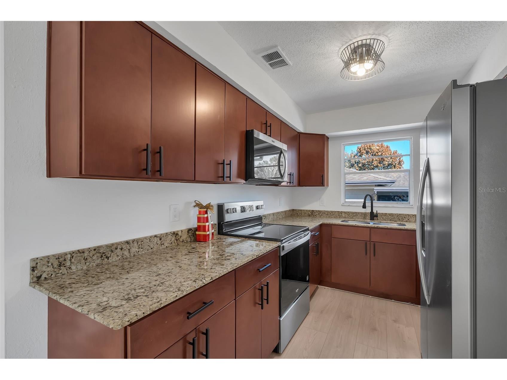 1303 Charles Street Orlando FL 32808 OM718583 image11