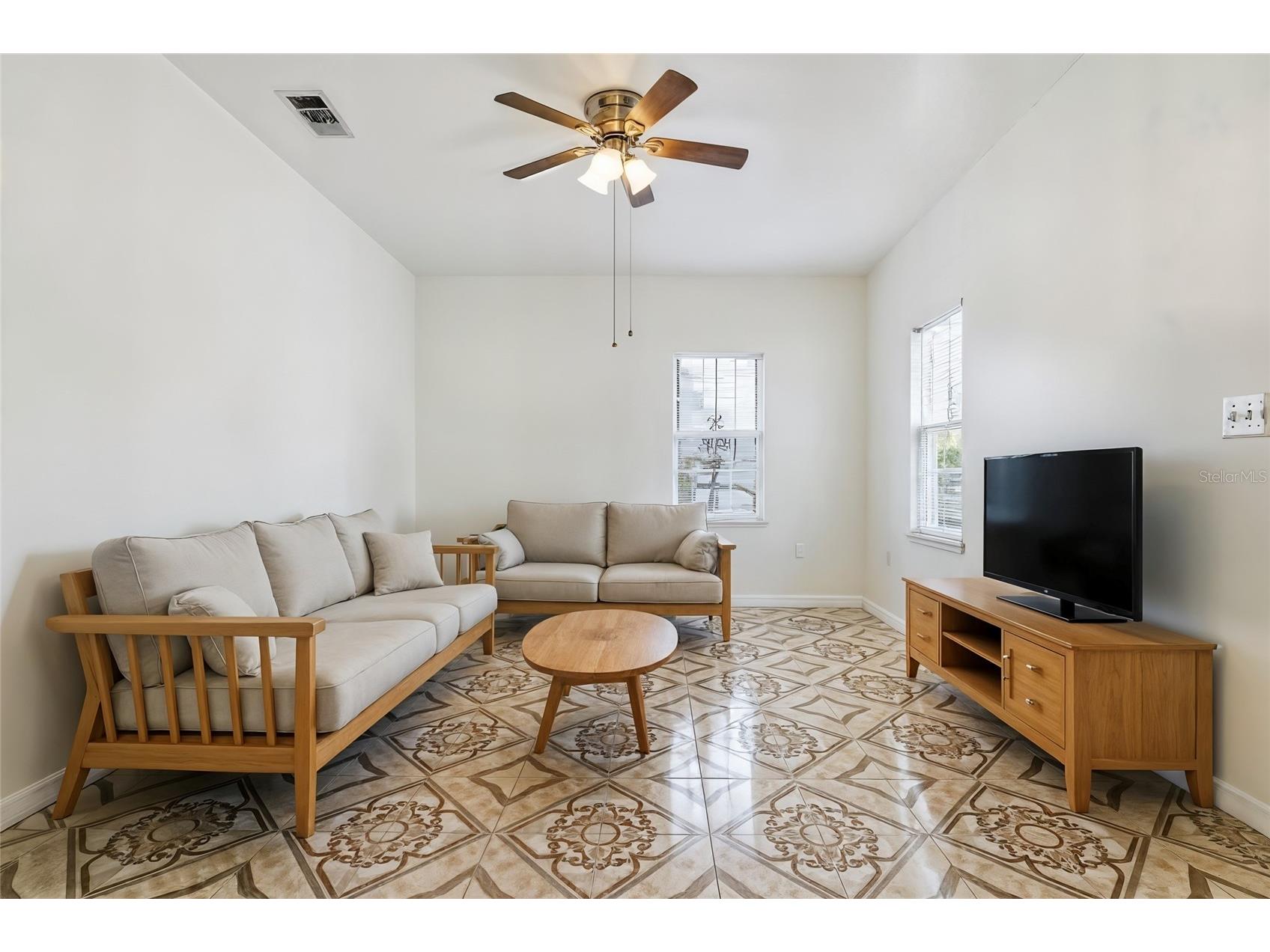 1303 E 26th Avenue Tampa FL 33605 TB8514658 image4