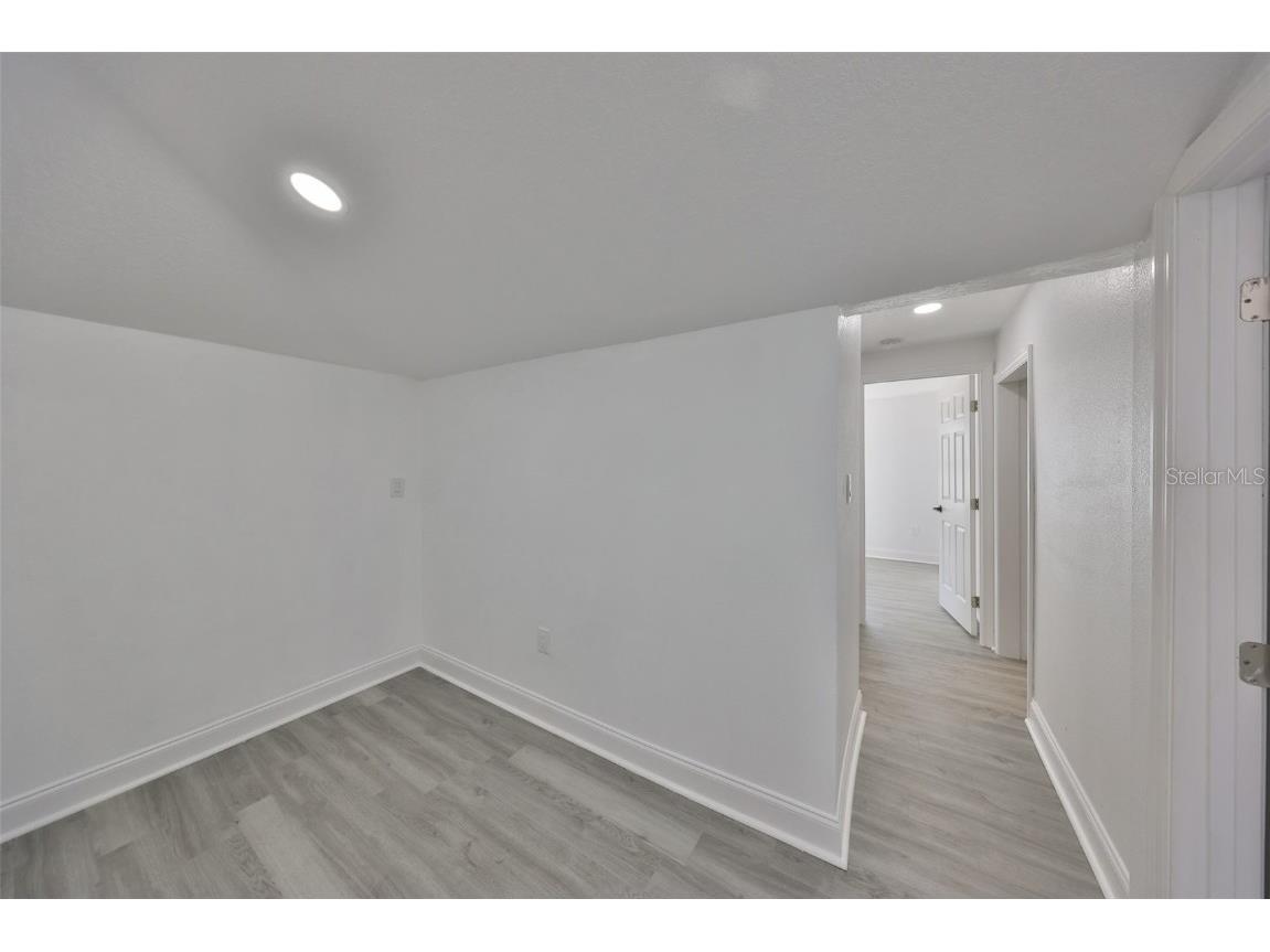 1303 E New Orleans Avenue Tampa FL 33603 TB8442038 image29