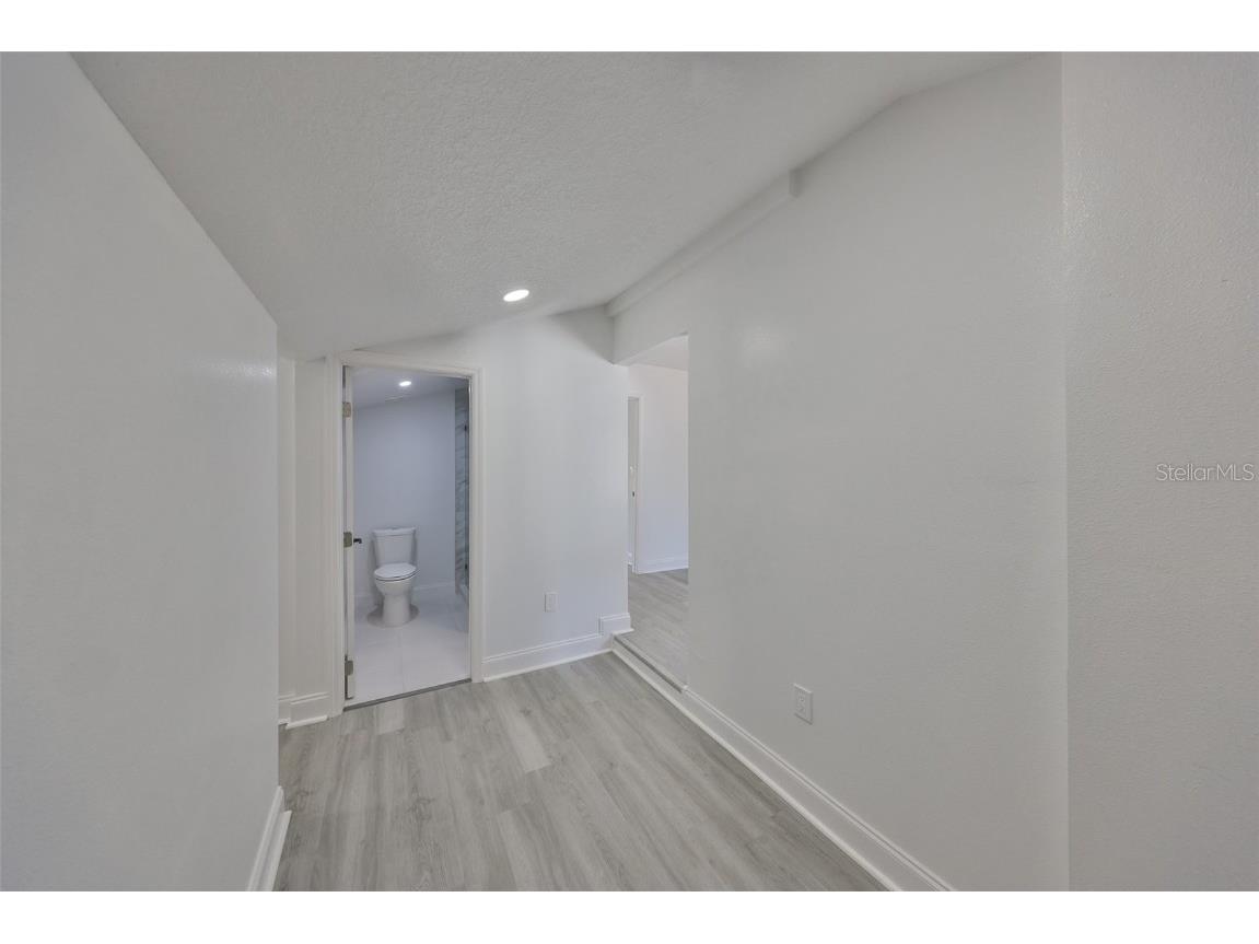 1303 E New Orleans Avenue Tampa FL 33603 TB8442038 image31