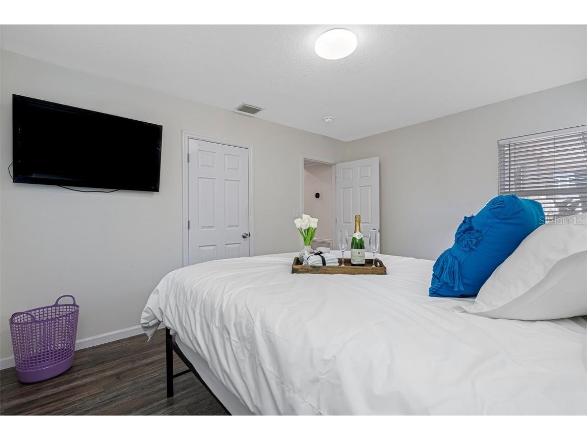 1303 E Norfolk Street Tampa FL 33604 TB8419987 image11