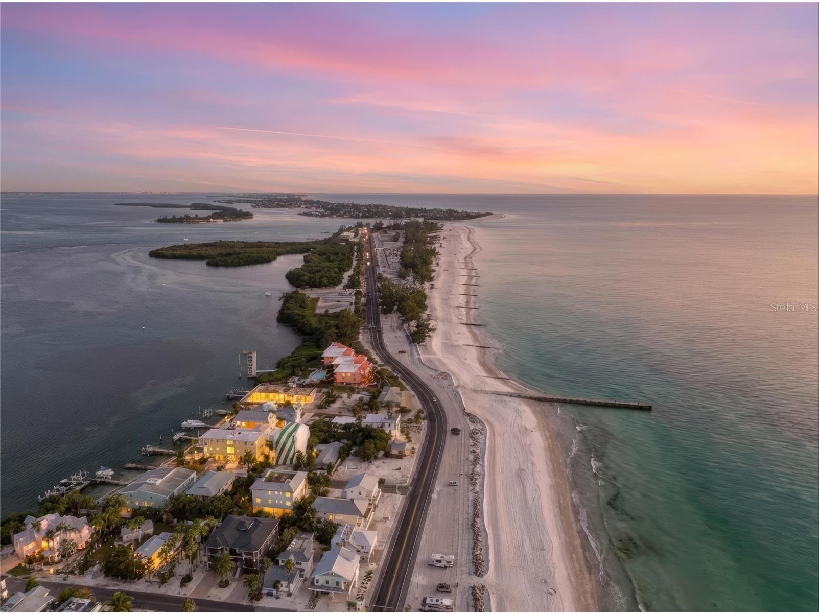 1303 Gulf Drive S #2 Bradenton Beach FL 34217 TB8466465 image7