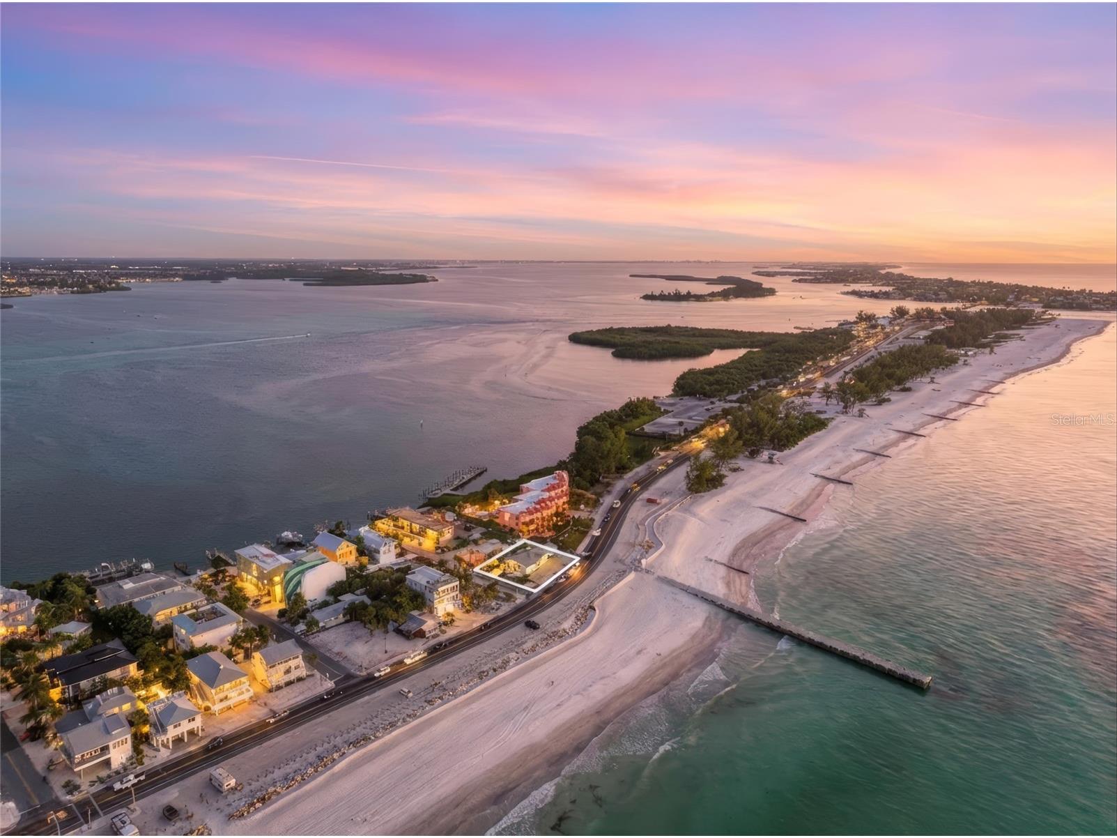 1303 Gulf Drive S #2 Bradenton Beach FL 34217 TB8466465 image8